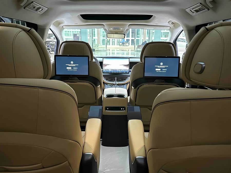 Denza D9 2024 DM-i 980 Four-Wheel Drive Flagship - zdjęcie 10