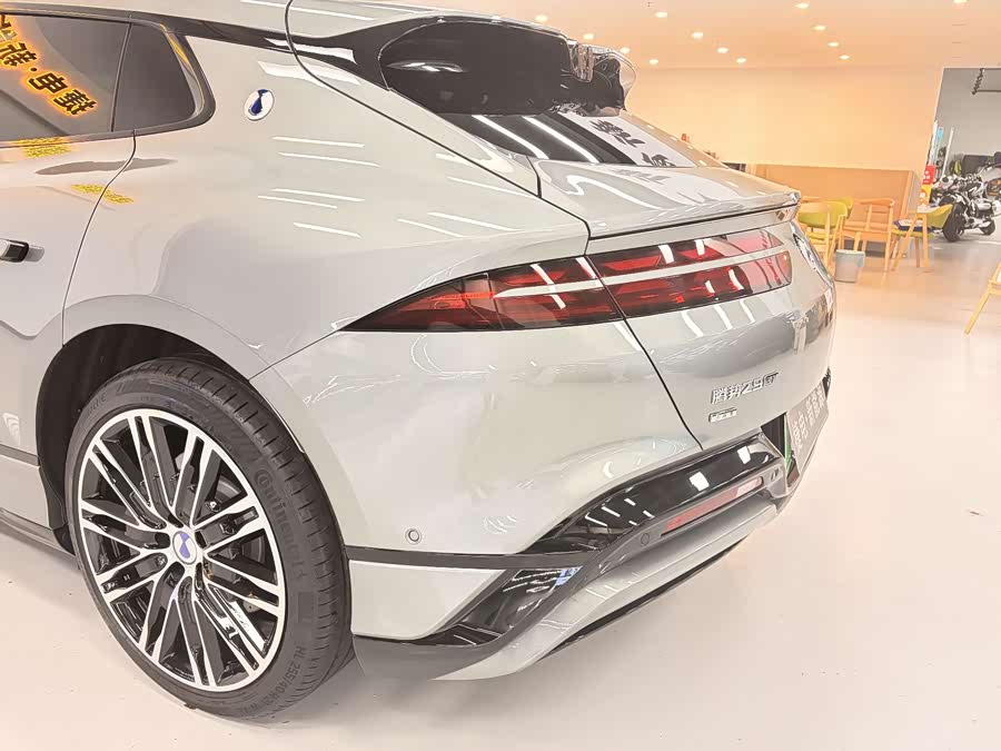 Denza Z9GT 2026 Flash Charge Flagship - zdjęcie 15