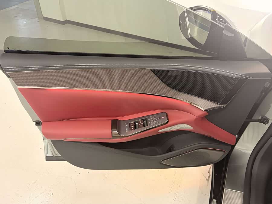 Denza Z9GT 2026 Flash Charge Flagship - zdjęcie 6