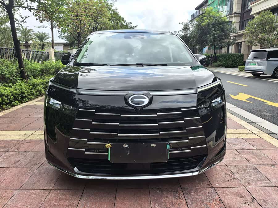 GAC E8 PHEV 2024 150km MAX+ - zdjęcie 2