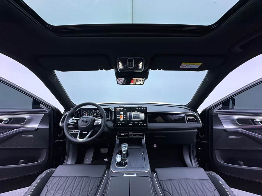 GAC GS8 2025 Leading Series 2.0TGDI Two-Wheel Drive Luxury Version 5-Seater - zdjęcie 10