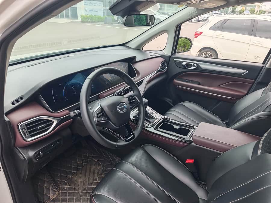 GAC M6 2023 PRO 270T DCT Luxury - zdjęcie 12
