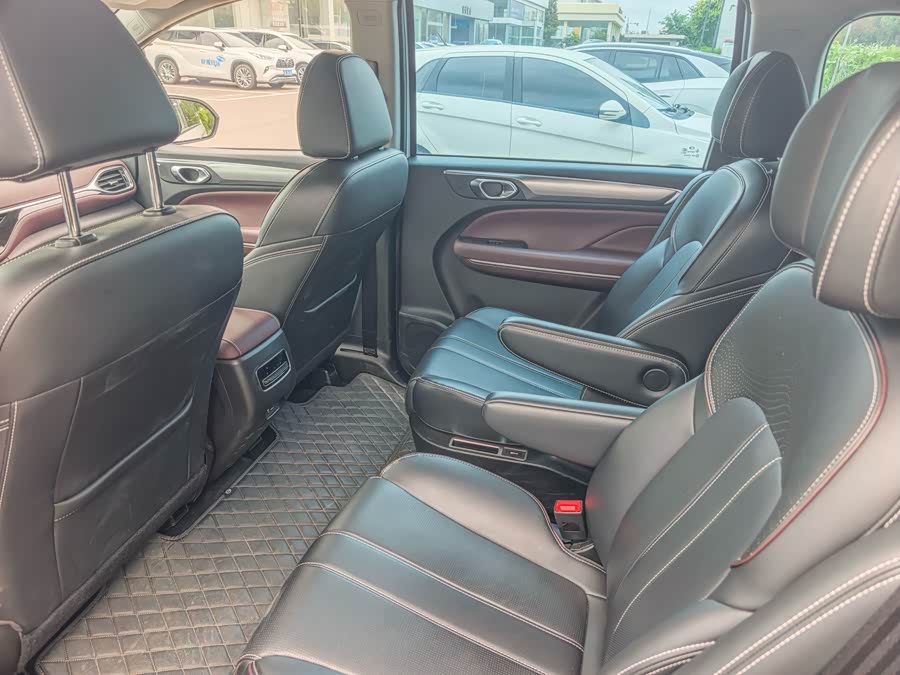 GAC M6 2023 PRO 270T DCT Luxury - zdjęcie 18