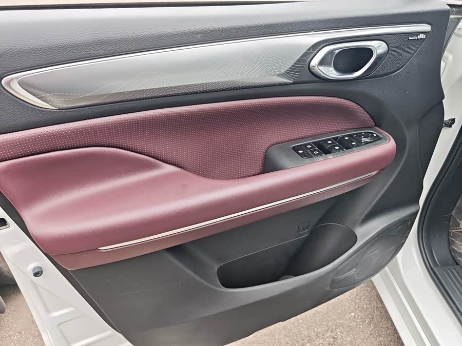 GAC M6 2023 PRO 270T DCT Luxury - zdjęcie 9