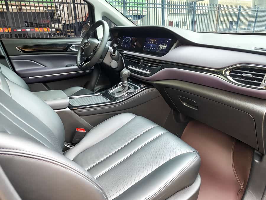 GAC M6 2024 MAX 270T 2WD Luxury - zdjęcie 11