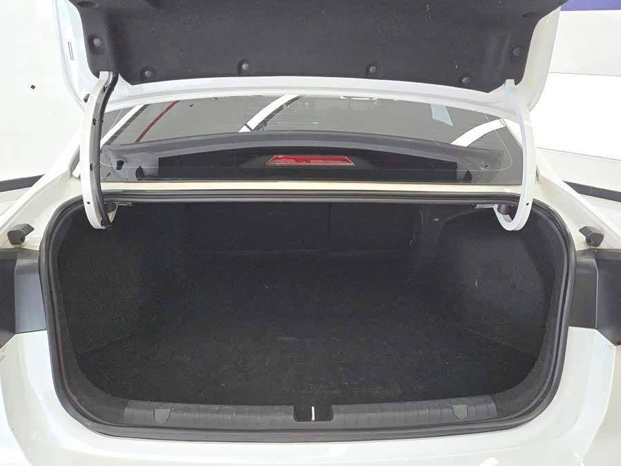 Geely 2022 4th Generation 1.5L CVT Premium - zdjęcie 4