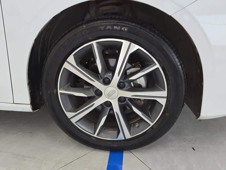 Geely 2022 4th Generation 1.5L CVT Premium - zdjęcie 6