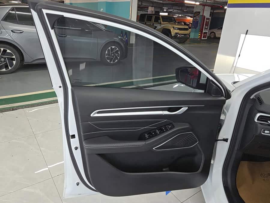 Geely 2022 4th Generation 1.5L CVT Premium - zdjęcie 7