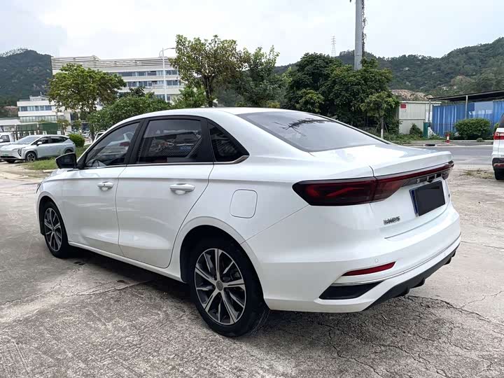 Geely 2023 4th Generation Champion Edition 1.5L CVT Premium - zdjęcie 16