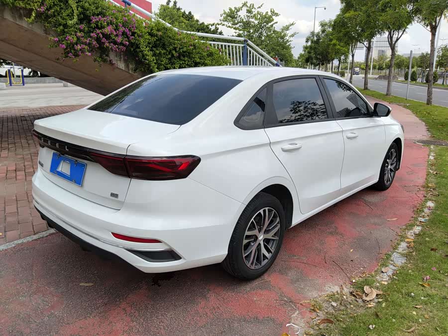 Geely 2023 4th Generation Champion Edition 1.5L CVT Premium - zdjęcie 4