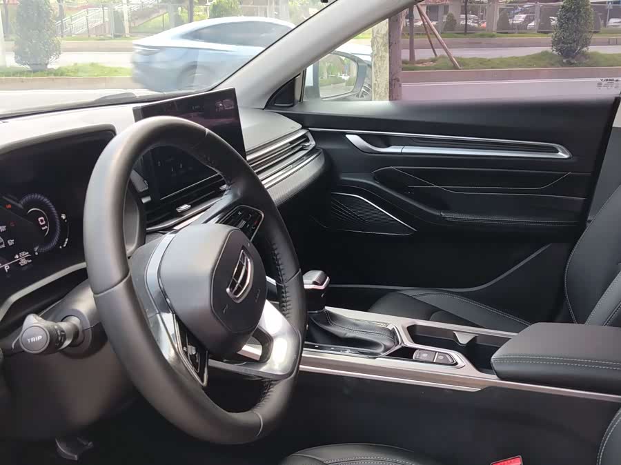 Geely 2023 4th Generation Champion Edition 1.5L CVT Premium - zdjęcie 9