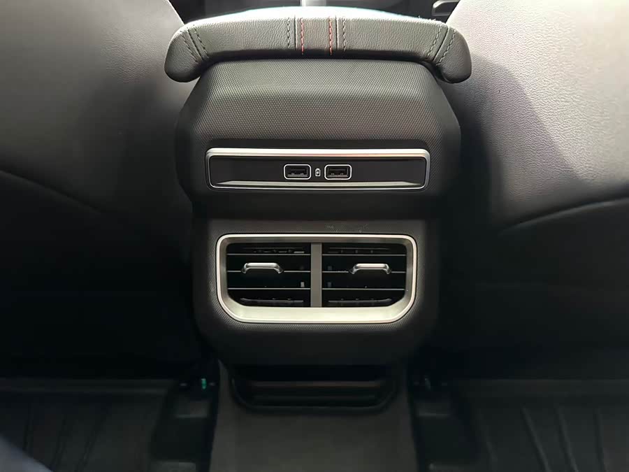 Geely Cowboy 2025 1.5TD Fun Wild Edition - zdjęcie 20