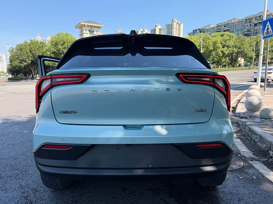Geely Geometry E Firefly 2023 401KM Linglong Tiger 5-seater - zdjęcie 5