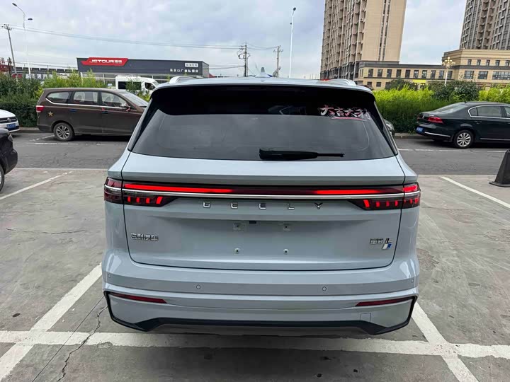 Geely Xingyue L 2022 1.5T Thunder Hi·F PHEV Super - zdjęcie 12