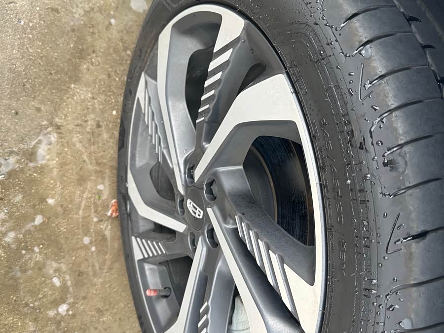Geely Xingyue L 2024 2.0TD High Power Auto 2WD Skyline - zdjęcie 15