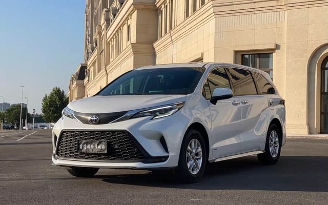 Greevia 2024 2.5L Hybrid Comfort Edition