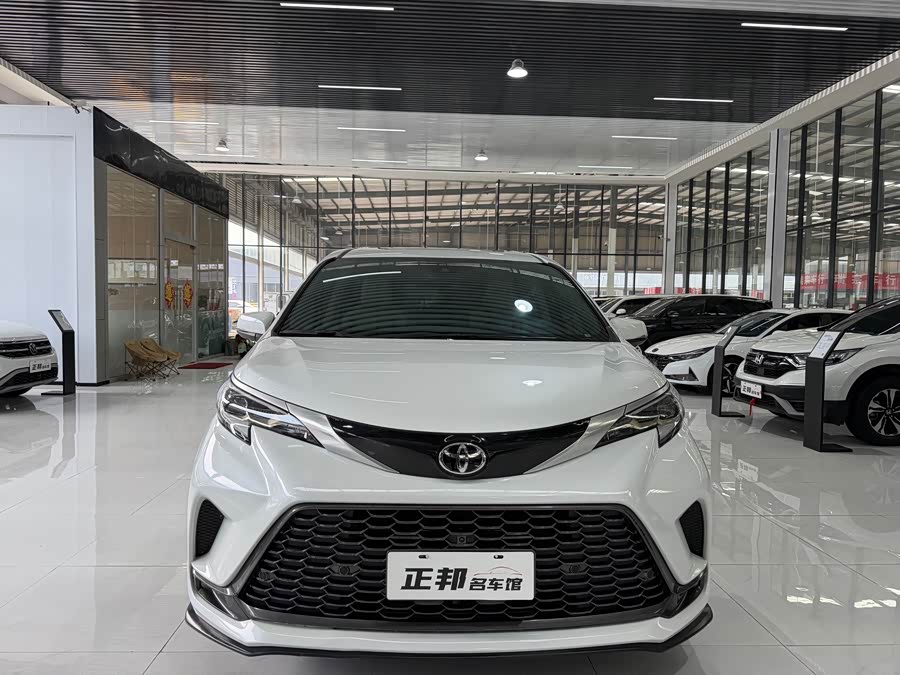 Greevia 2024 2.5L Hybrid Ultra - zdjęcie 2