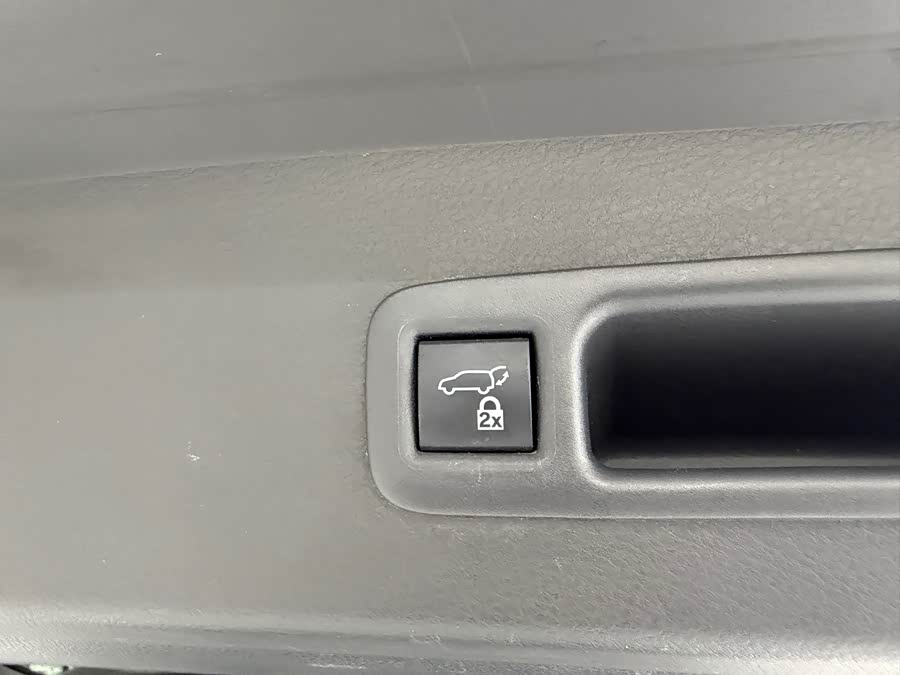 Greevia 2024 2.5L Hybrid Ultra - zdjęcie 19