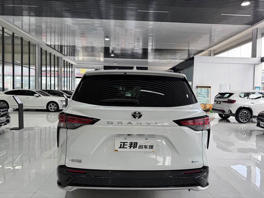 Greevia 2024 2.5L Hybrid Ultra - zdjęcie 4