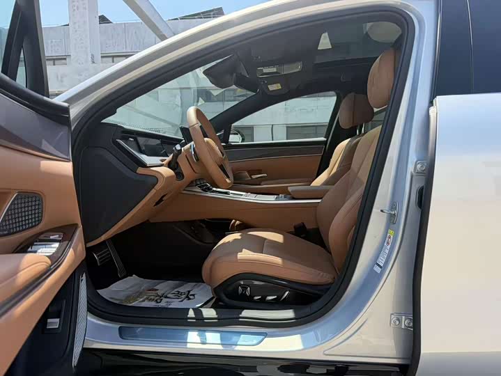 Han L 2025 EV Four-Wheel Drive Lidar Flagship Model - zdjęcie 13