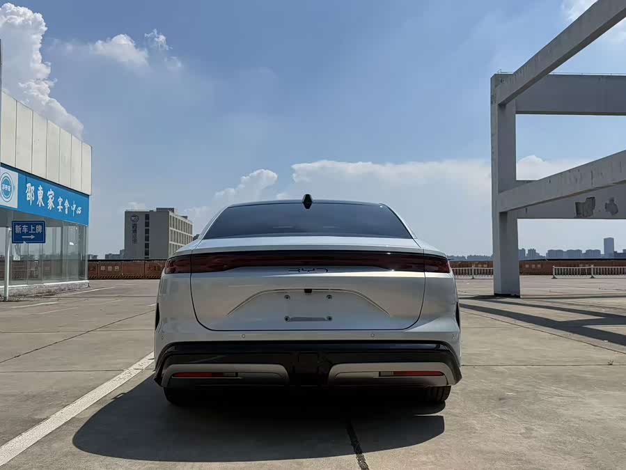 Han L 2025 EV Four-Wheel Drive Lidar Flagship Model - zdjęcie 8