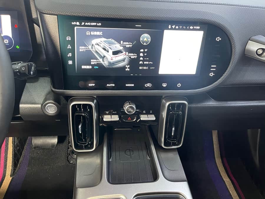 Haval Dog 2022 2.0T DCT 4WD Chinese Rural Dog Edition - zdjęcie 9