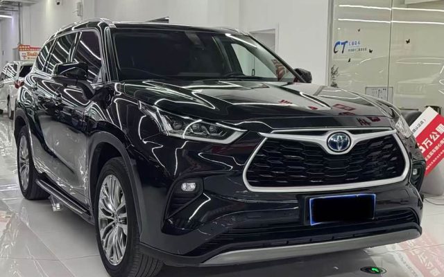 Highlander 2023 2.5L Intelligent Electric Hybrid Four-Wheel Drive Deluxe Edition 7-Seater