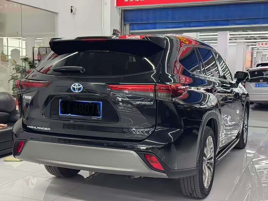Highlander 2023 2.5L Intelligent Electric Hybrid Four-Wheel Drive Deluxe Edition 7-Seater - zdjęcie 9