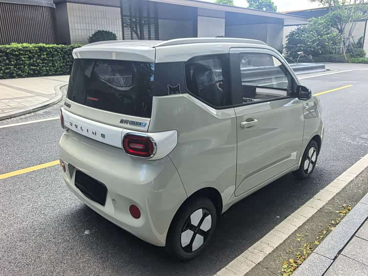Hongguang MINIEV 2024 Third Generation 215km Advanced Version - zdjęcie 12