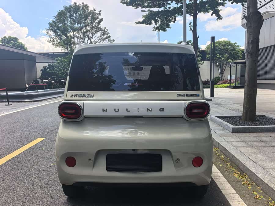 Hongguang MINIEV 2024 Third Generation 215km Advanced Version - zdjęcie 3