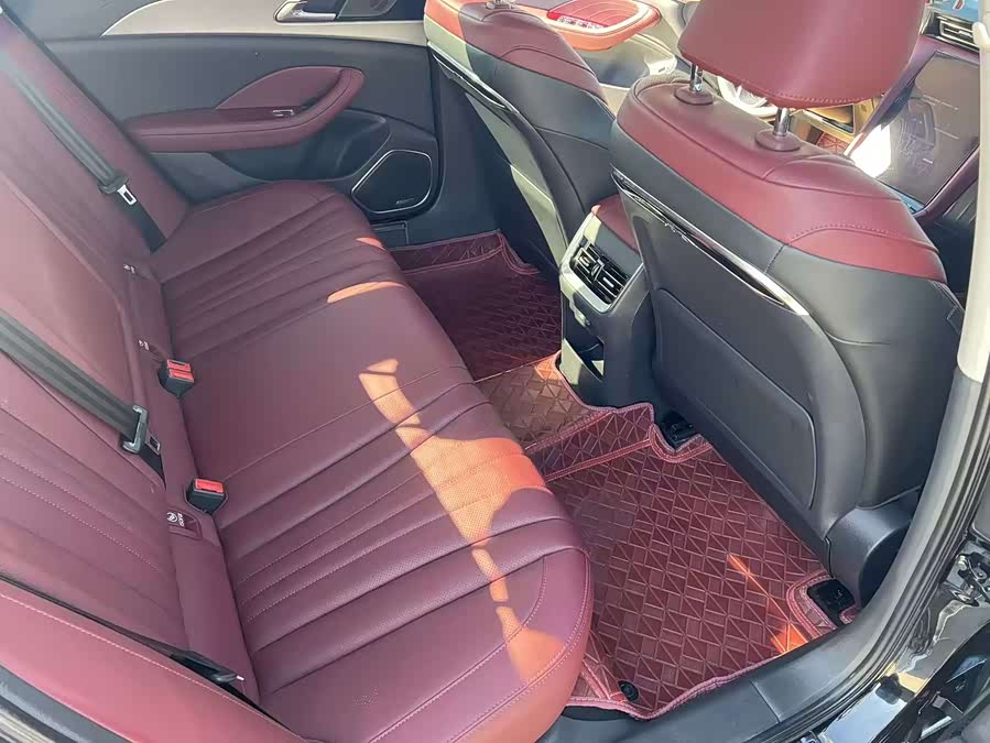 Hongqi H5 2023 1.5T DCT Intelligent Connected Edition - zdjęcie 14