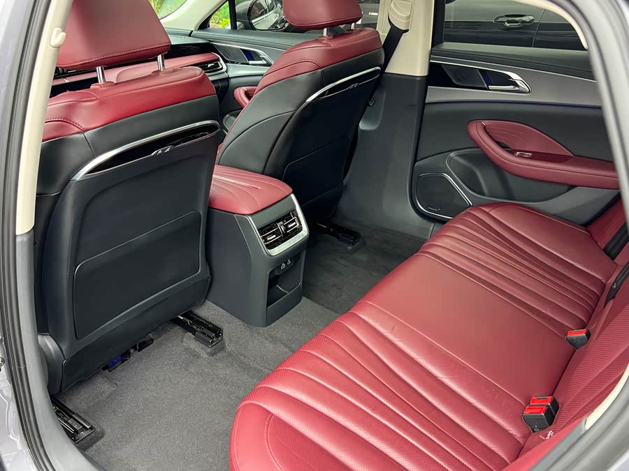 Hongqi H5 2023 2.0T Auto Intelligent Connectivity Flagship - zdjęcie 9