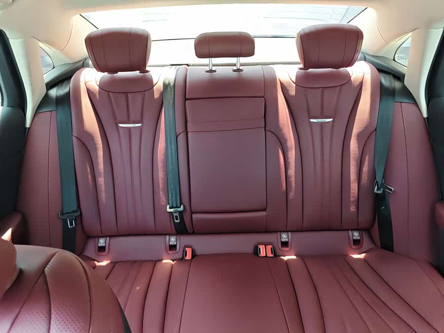 Hongqi H5 2024 1.5T DCT Intelligent Flag Joy Version - zdjęcie 12