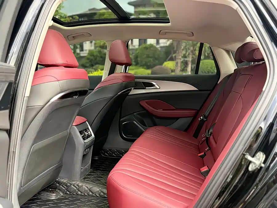 Hongqi H5 2024 1.5T DCT Intelligent Flag Rhythm - zdjęcie 6
