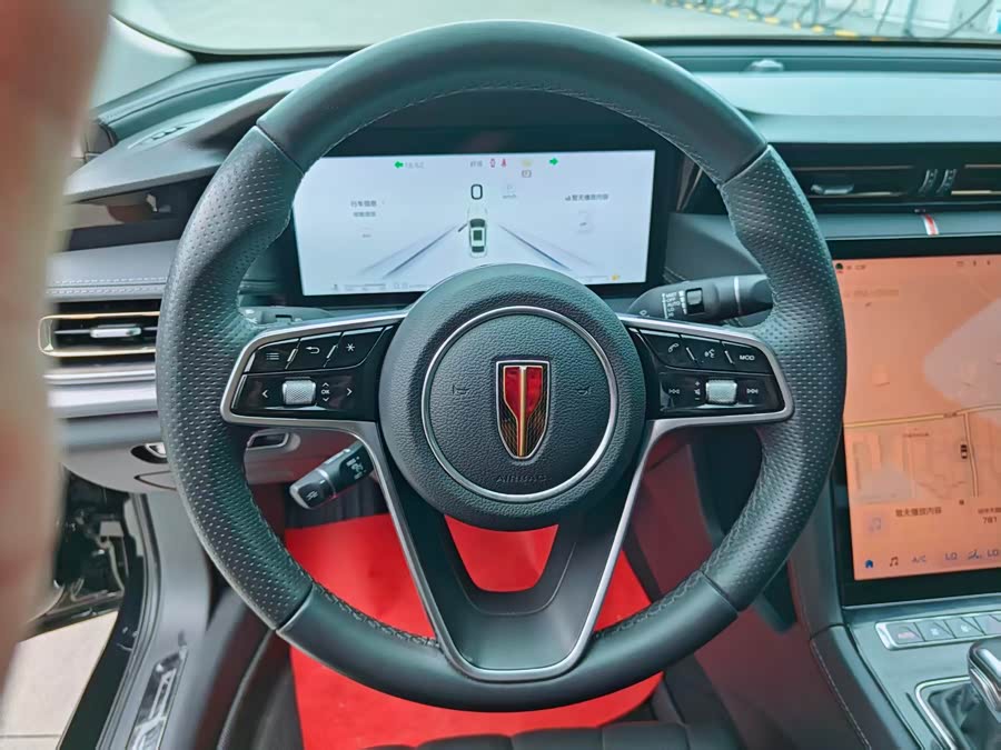 Hongqi H5 2024 2.0T Automatic Intelligent Connected Flag Enjoy Edition - zdjęcie 18