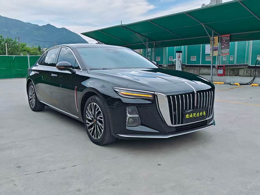 Hongqi H5 2024 2.0T Automatic Intelligent Connected Flag Enjoy Edition - zdjęcie 3