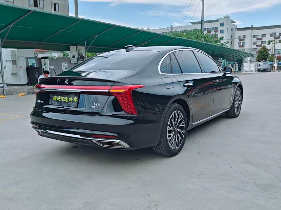 Hongqi H5 2024 2.0T Automatic Intelligent Connected Flag Enjoy Edition - zdjęcie 6