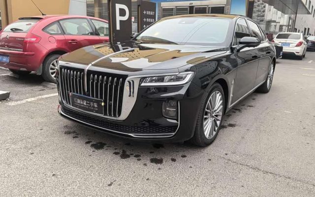 Hongqi H9 2023 2.0T Intelligent Flag Enjoy Edition