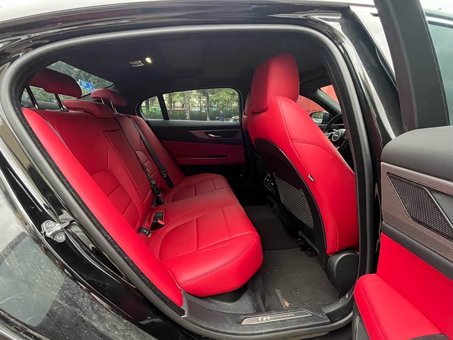 Jaguar XEL 2023 2.0T 250PS R-DYNAMIC S Entry Sports Edition - zdjęcie 16