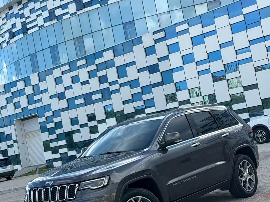 Jeep Grand Cherokee 2021 3.0L 80th Anniversary Edition - zdjęcie 2