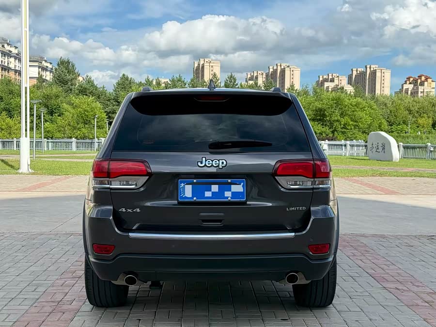 Jeep Grand Cherokee 2021 3.0L 80th Anniversary Edition - zdjęcie 17