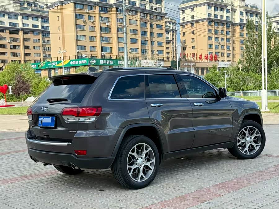 Jeep Grand Cherokee 2021 3.0L 80th Anniversary Edition - zdjęcie 18