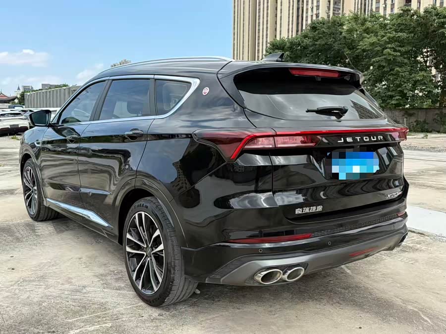 Jietu X70 PLUS 2023 1.6T DCT Stronger PLUS 7-seater - zdjęcie 13
