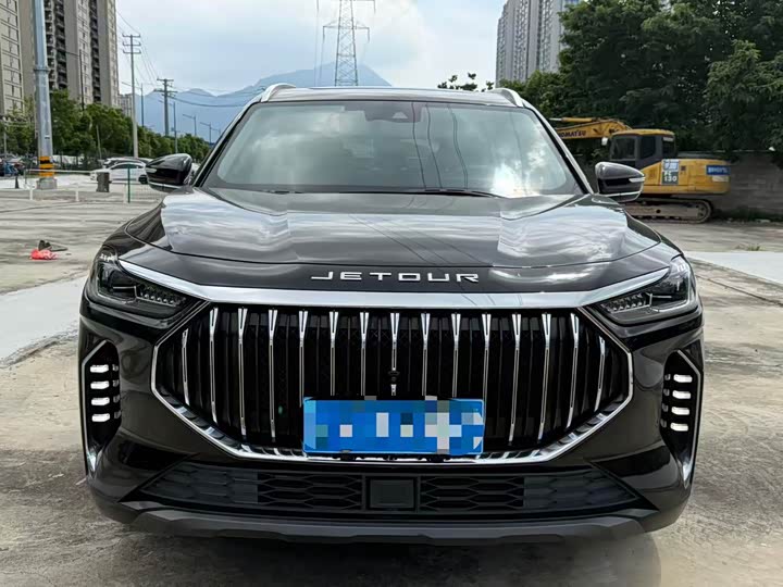 Jietu X70 PLUS 2023 1.6T DCT Stronger PLUS 7-seater - zdjęcie 17