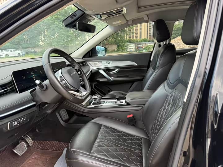 Jietu X70 PLUS 2023 1.6T DCT Stronger PLUS 7-seater - zdjęcie 19