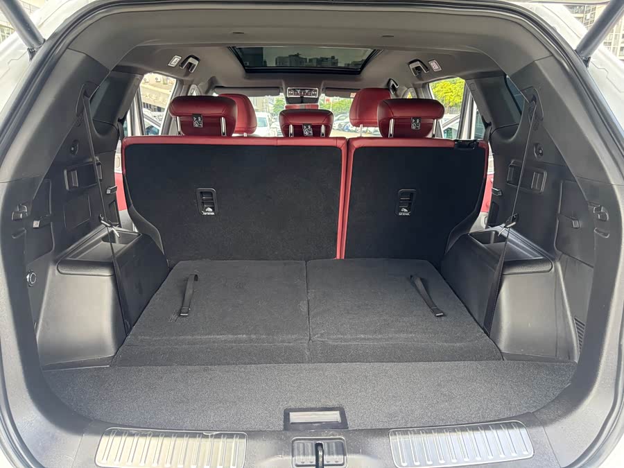 Jietu X70 PLUS 2023 1.6T DCT Stronger PRO+ 7-seater - zdjęcie 16