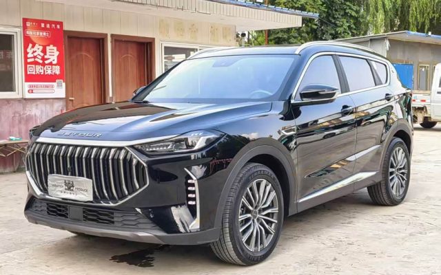 Jietu X70 PLUS 2025 1.5T Luxury 7-seater