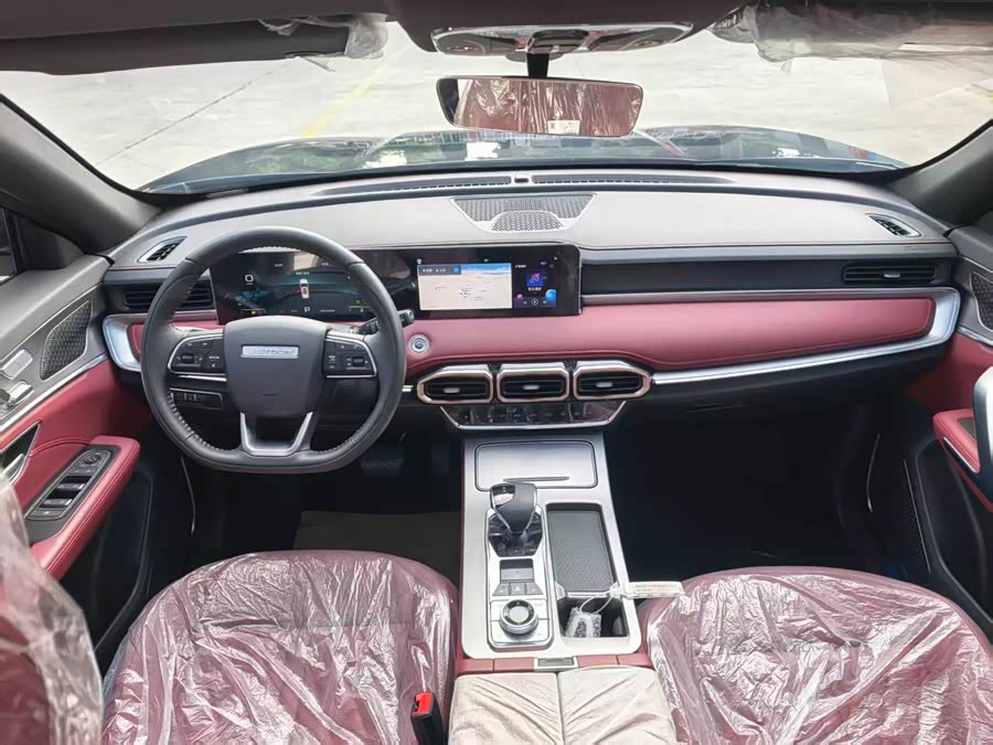 Jietu X70 PLUS 2025 1.5T Luxury 7-seater - zdjęcie 12