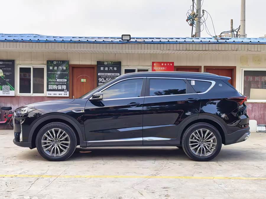 Jietu X70 PLUS 2025 1.5T Luxury 7-seater - zdjęcie 9