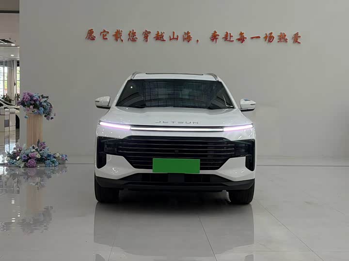 Jietu X70 PLUS 2025 1.5T Luxury Powerful 5-seater - zdjęcie 11